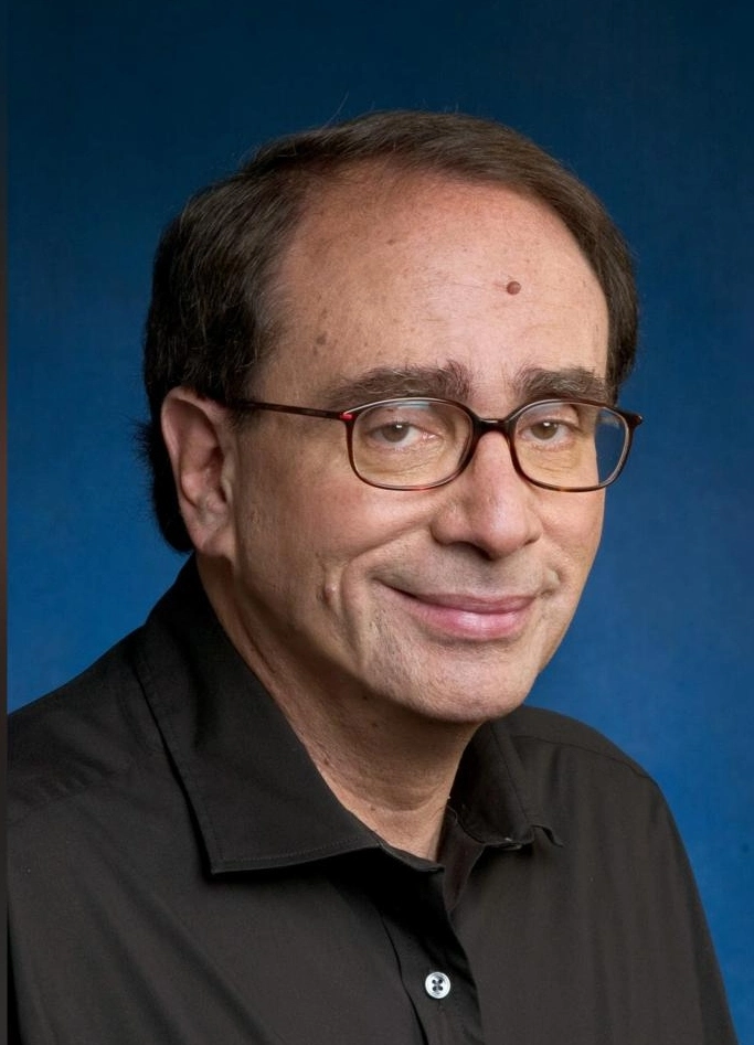 Read more about the article RL Stine Net Worth The Surprising Wealth Behind Childhood Nightmares