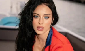 Read more about the article Camila Araujo Net Worth Beauty Brains & the Rise to Riches