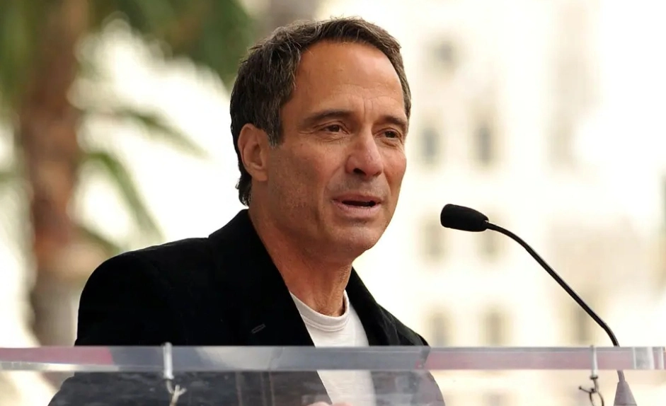 You are currently viewing What Is Harvey Levins Net Worth? Inside the Life of a Media Mogul