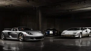 The cars collected by Doug de Moro are parked.