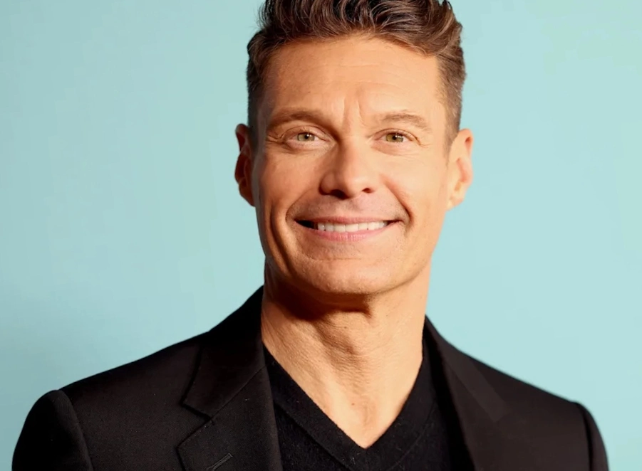 You are currently viewing Beyond the Mic How Ryan Seacrest Quietly Became One of TV’s Richest Stars