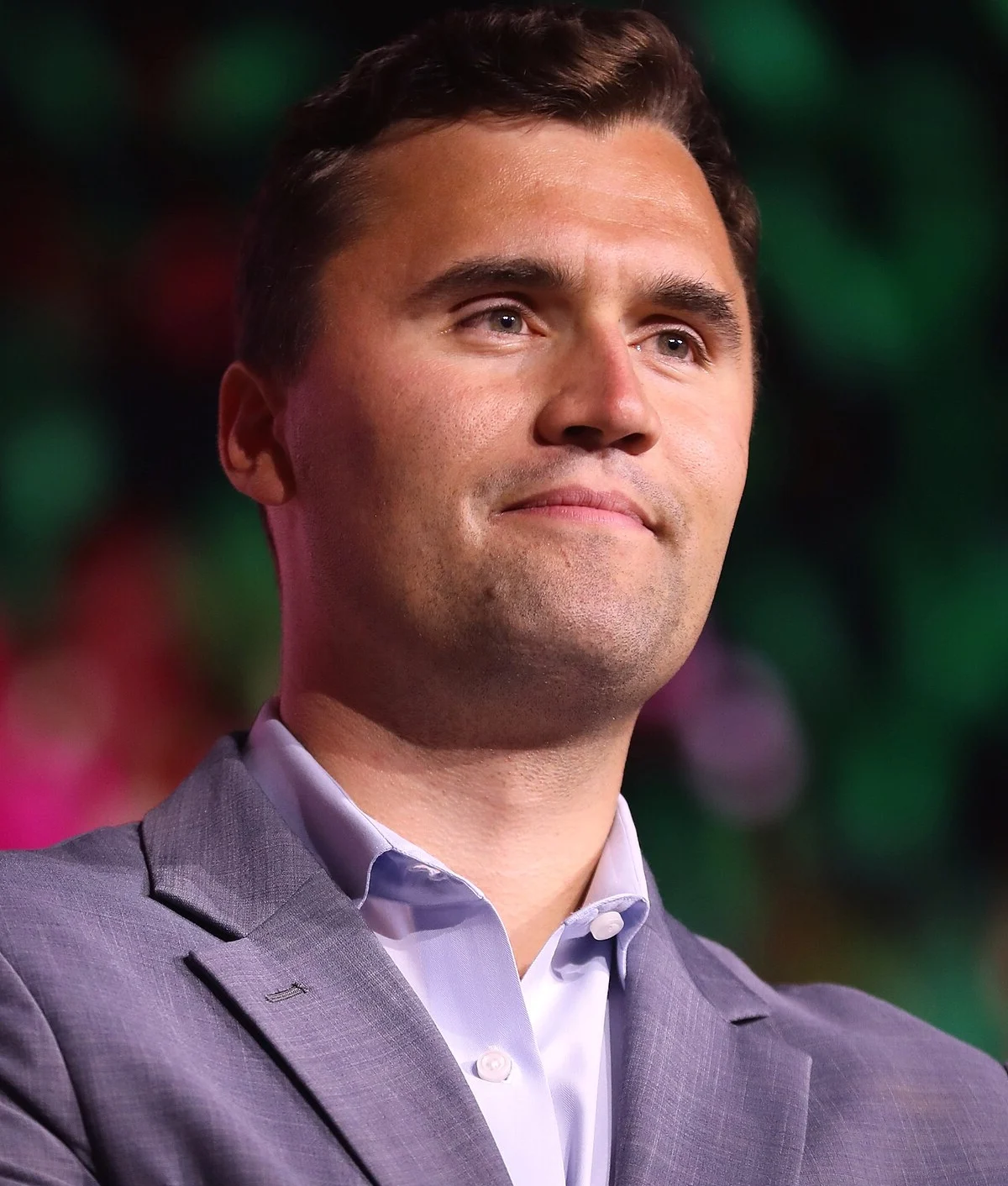 Read more about the article Charlie Kirks Net Worth in 2025 The Surprising Fortune Behind the Controversial Commentator