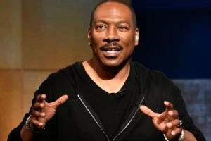 Eddie Murphy is doing comedy on the show.