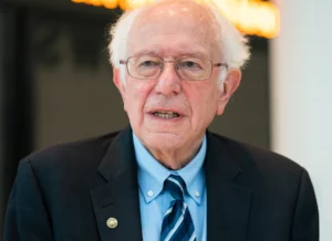 Read more about the article Bernie Sanders Net Worth Revealed How a Socialist Senator Built His Wealth