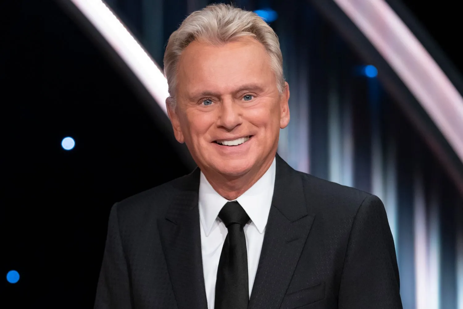 Read more about the article How Rich Is Pat Sajak? The Answer Might Spin Your Head