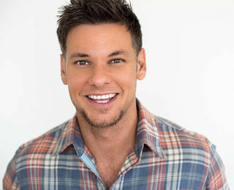 Read more about the article Theo Von Surprising Net Worth in 2025 From Small Town to Millionaire Podcaster?