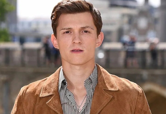 Read more about the article How Rich Is Tom Holland in 2025? Net Worth Breakdown
