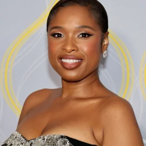 Read more about the article Jennifer Hudson Net Worth 2025 From American Idol to Hollywood Icon Her Fortune Will Surprise You